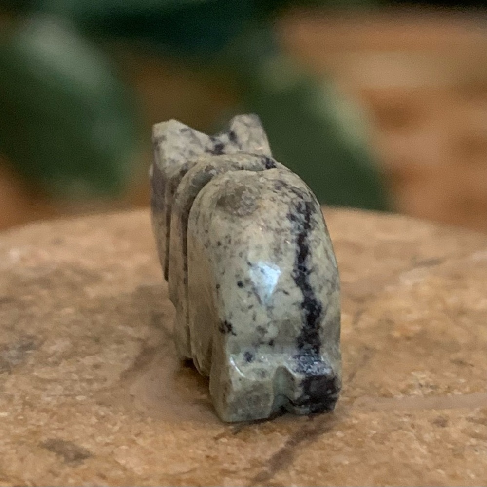Native American Style Zuni Bear Fetish Bead Drilled Stone Mini Animal Carving .8 - Picture 6 of 14